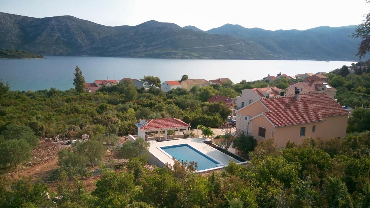 Seaside Apartments With A Swimming Pool Kneza, Korcula - 9269 Racisce Exterior photo
