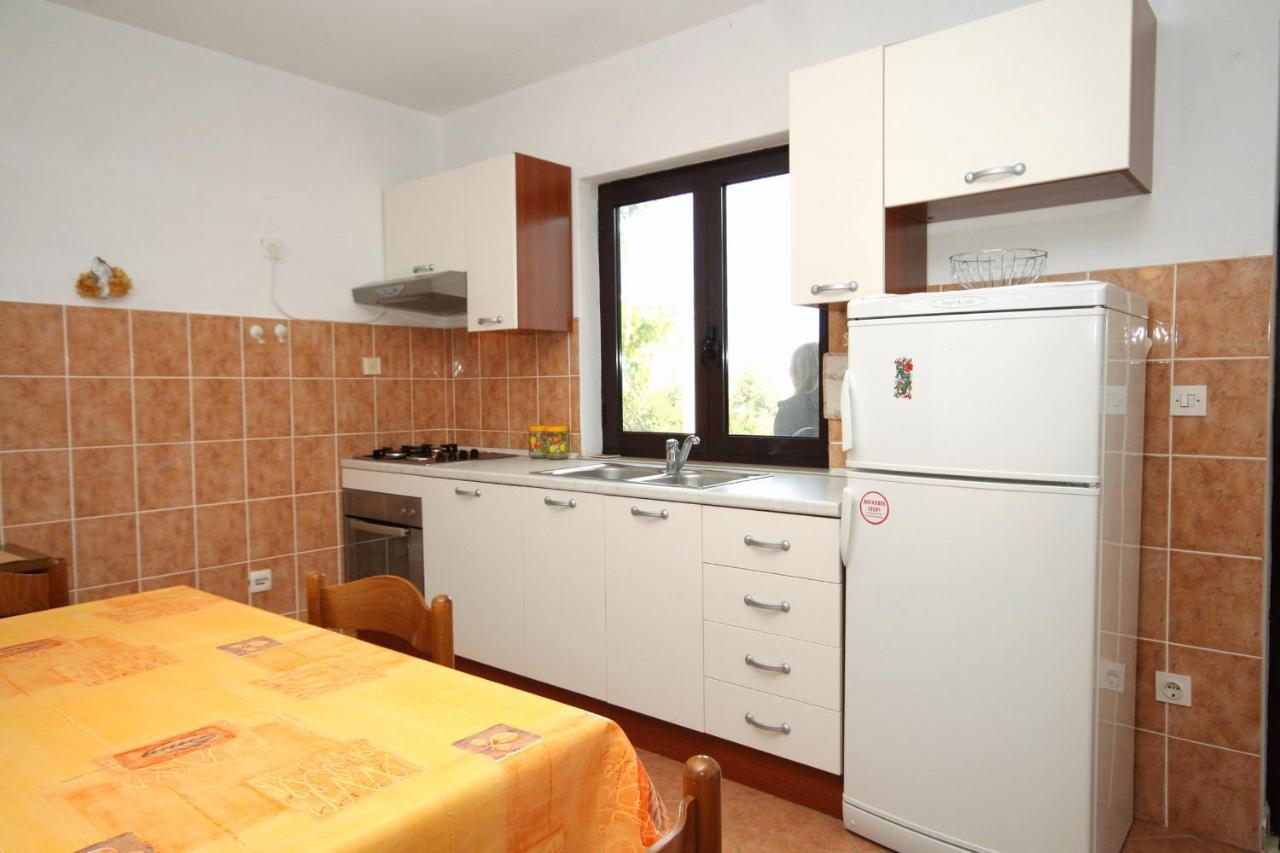Seaside Apartments With A Swimming Pool Kneza, Korcula - 9269 Racisce Exterior photo